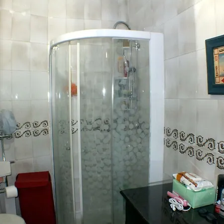 Lili לינה וארוחת בוקר *