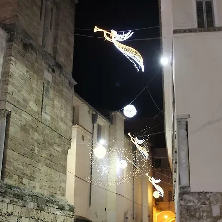 לינה וארוחת בוקר Lili