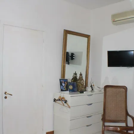 Lili Nocleg ze śniadaniem Salerno