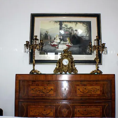 Lili Bed & Breakfast